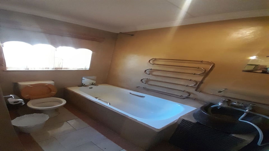 To Let 3 Bedroom Property for Rent in Pellissier Free State